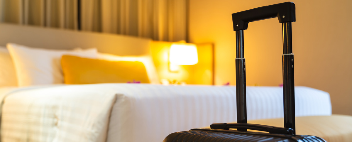 The Complete Guide: Setting Up Your Hotel Bed for Guest Comfort