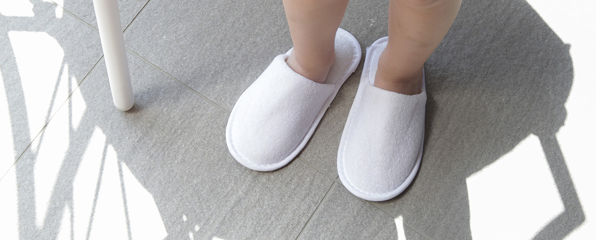 The Ultimate Guide to Buying Disposable Hotel Slippers